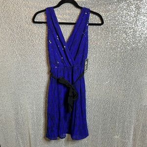 Woman’s dress - New (express)